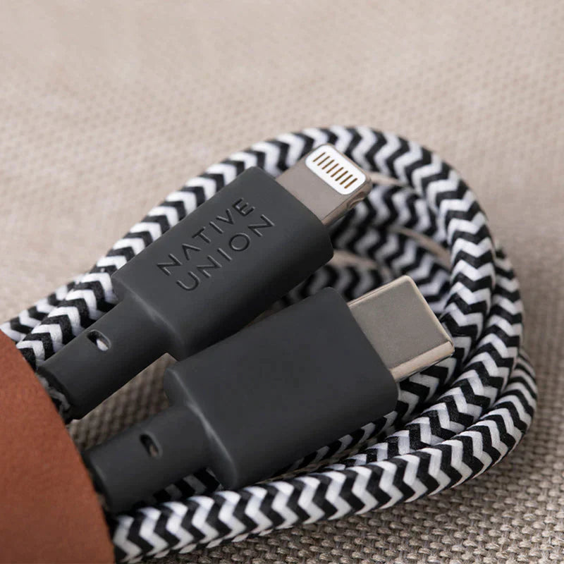 BELT CABLE-KV-C-LIGHTNING-COSMOS BLACK(3M)