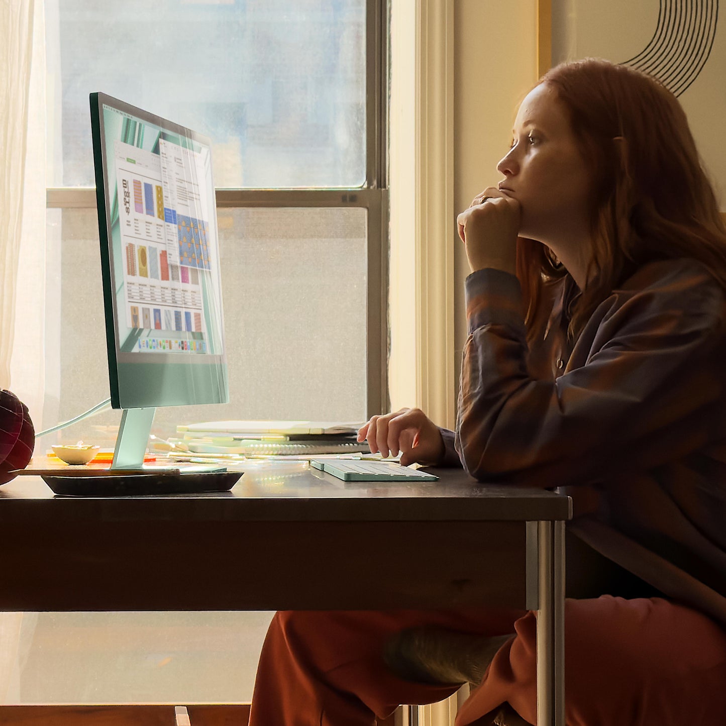 24-inch iMac with Retina 4.5K display: Apple M3 chip with 8?core CPU and 8?core GPU, 256GB SSD - Blue